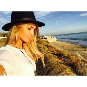 Meet your Posher, Senja